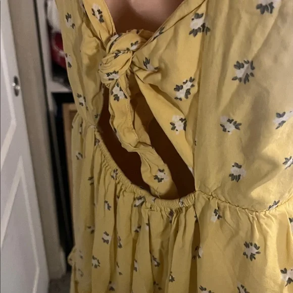 Hollister Yellow Floral Dress Sz XS - Picture 6 of 6